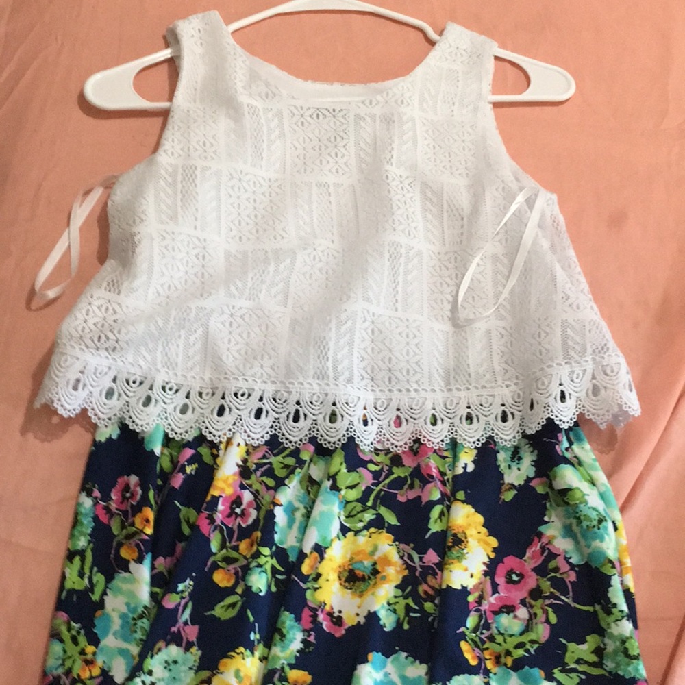 GIRLS FLOWER DESIGN DRESS